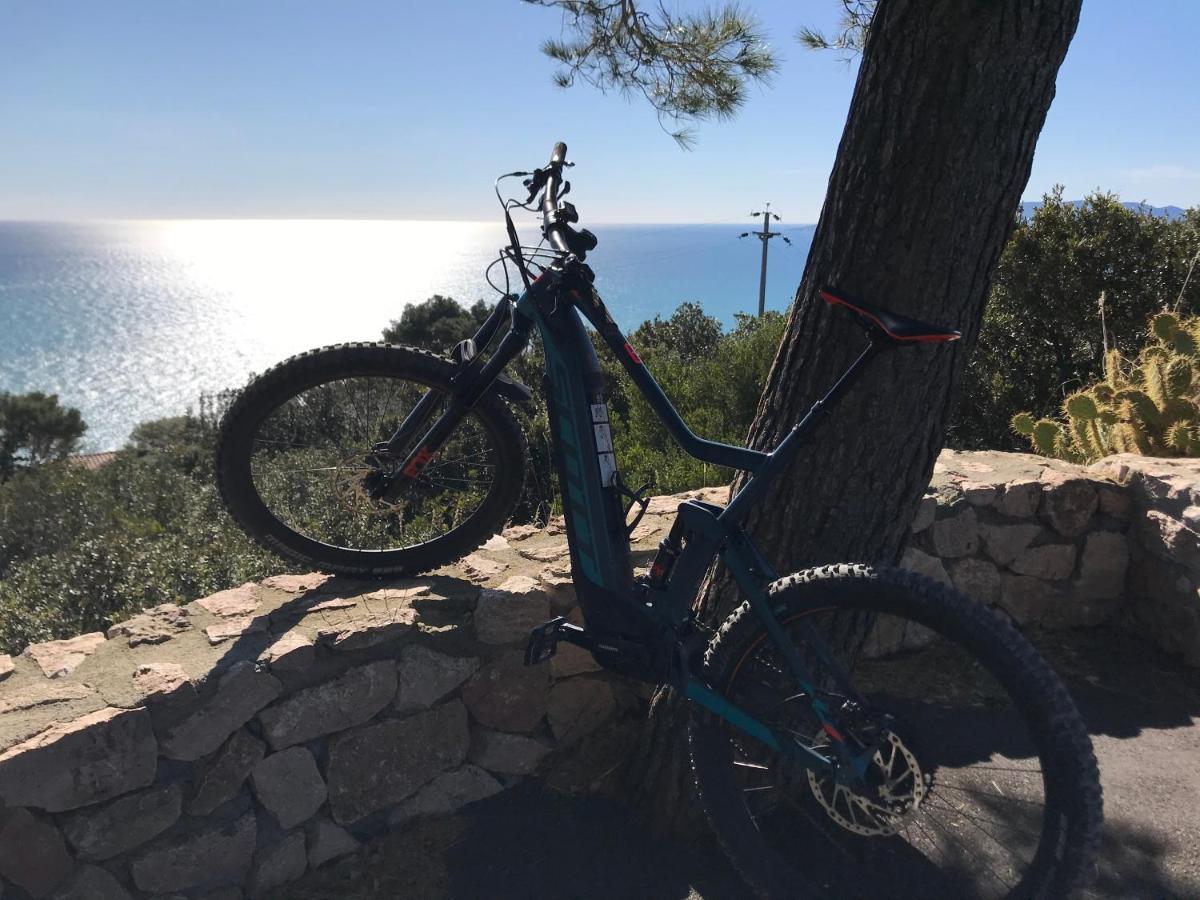 Bike&Boat Argentario Hotel Porto Santo Stefano  Eksteriør billede